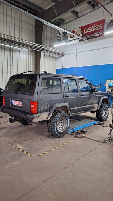 Schimb xj 4.0 manual cu navara d40