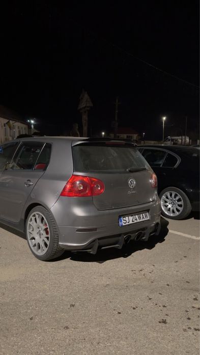 vand golf 5 gti 300 cai