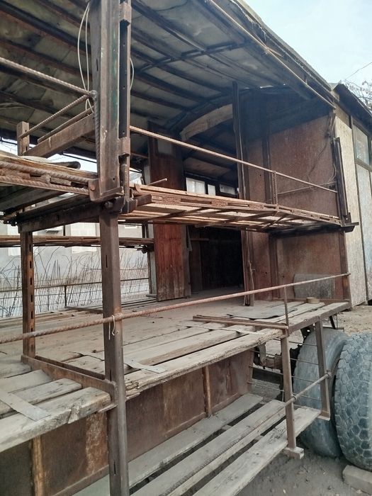 Прицеп для уликов для пасеки.