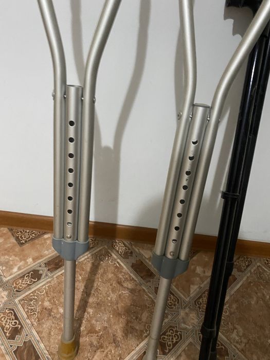 Костыли в хорошем состоянии