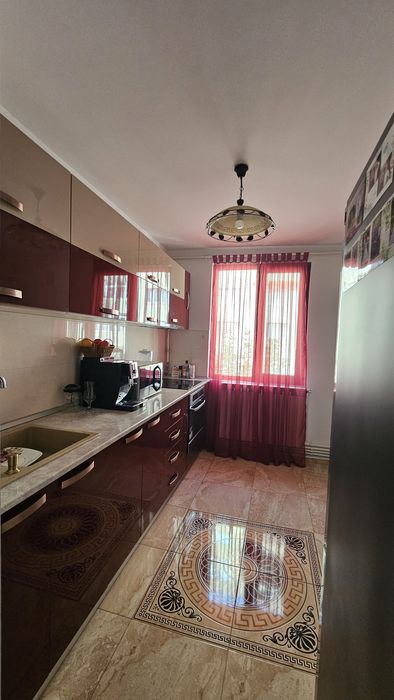 Apartament 3 camere, central