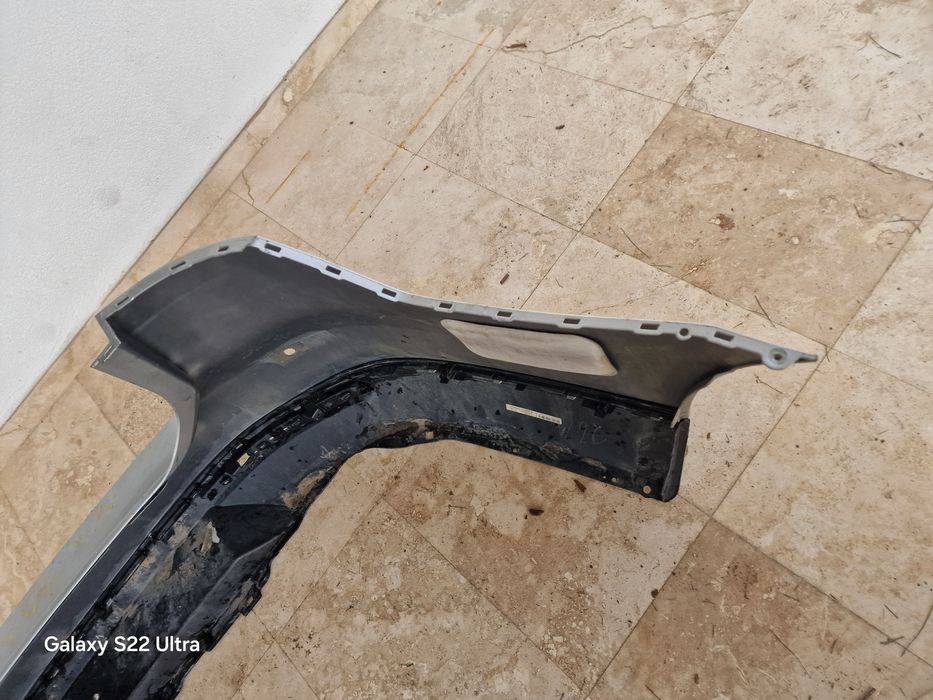 Bara fata spate. Aripa. vw passat b8 break si am. Si berlina