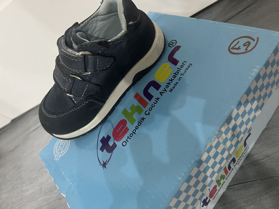 Срочнооо продам детский обувь ортопедический