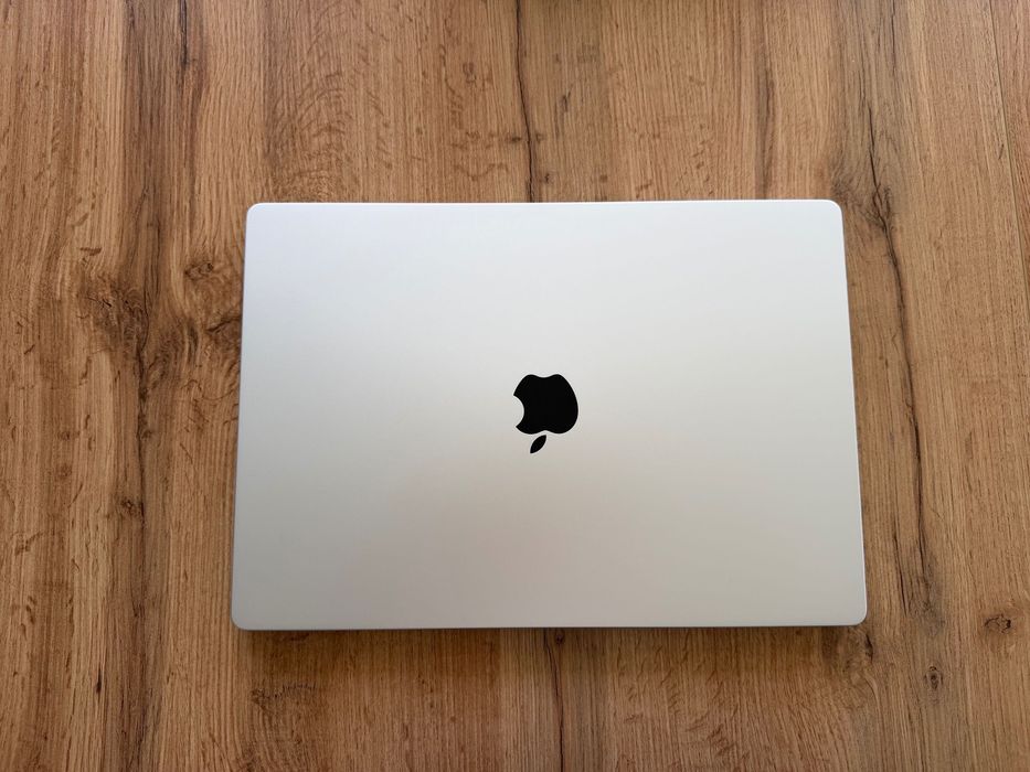 MacBook Pro 16" M4 PRO Chip 14-CPU/20-GPU/48GB RAM/512GB SSD