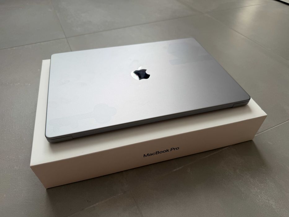 Apple MacBook Pro 16'' 2021 M1 PRO 16RAM 512SSD