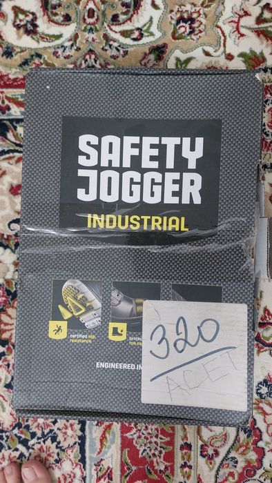 Спец ботинки 42 размер