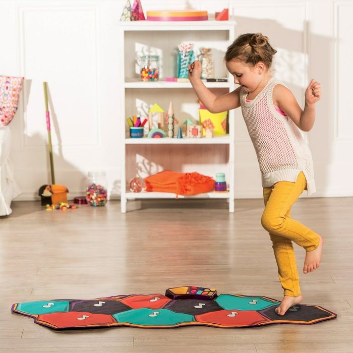 Btoys - Covoras muzical pentru dans 3-10 ani