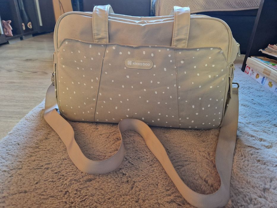 Чанта за бебешки принадлежности