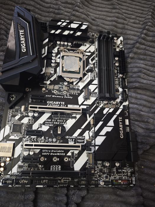 Gigabyte Z370XP SLI 1151 v2