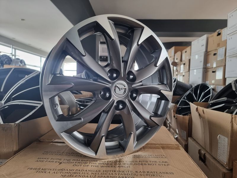 17цола Mazda 5x114.3 Мазда 5х114.3