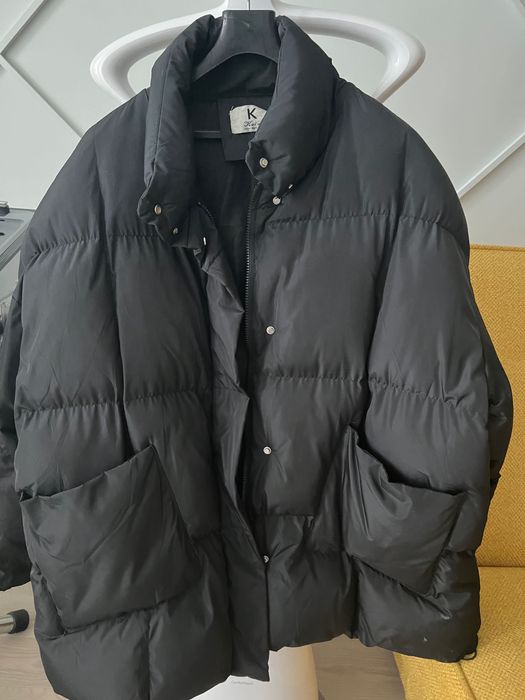 Продает зимняя куртка