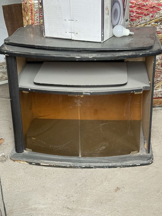 Отдам даром технику и мебель