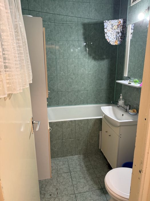 Vand apartament 2 camere semidecomandat confort 1