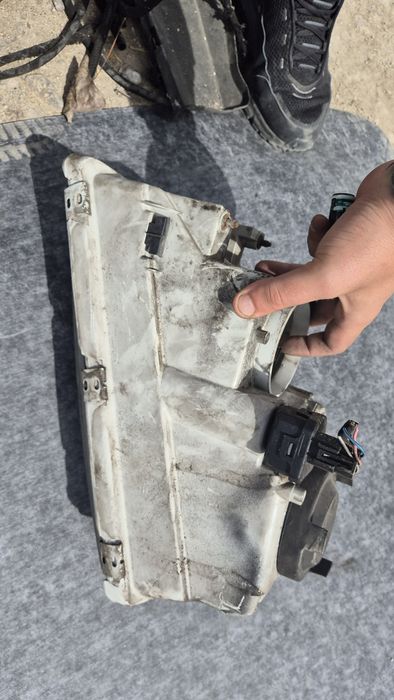 Оригинални Десни огледала за волво В40 С40 97- 2004г