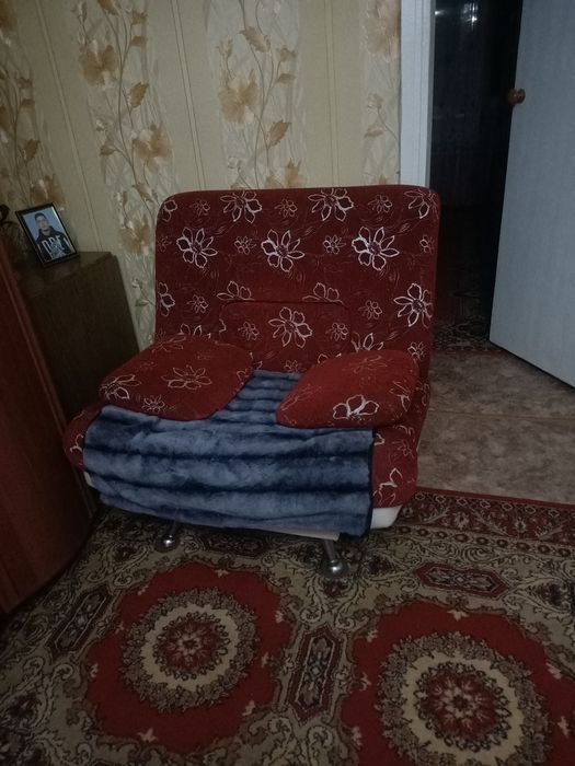 Продам уголок дешево