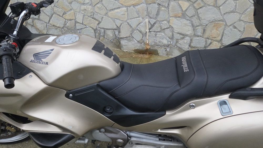 Honda Deauville 650cm foarte bună