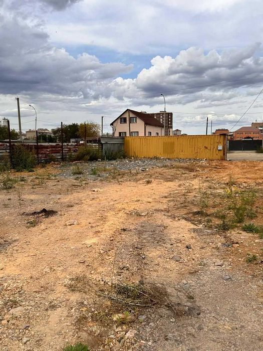 Продам участок в городе