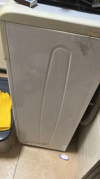 Продам 2 старые стиральные машины BEKO и Whirlpool