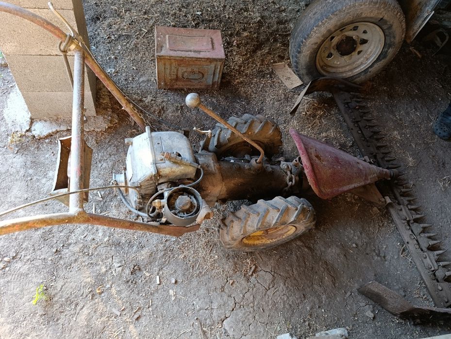 Vând Aripi tractor complete cu stopuri