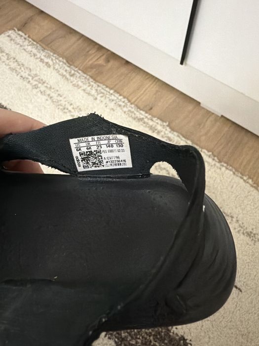 Adidas kids сандалики