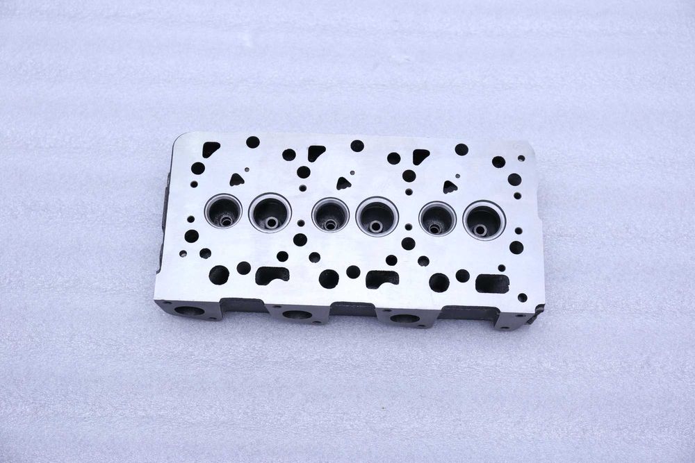 Chiulasa motor Kubota D1105 - Piese motor Kubota