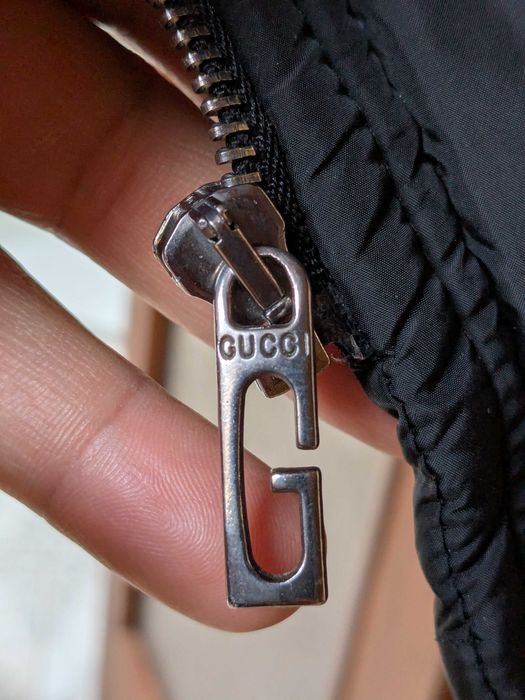 De vânzare  Geacha  Originală Gucci Vitangi ani 90