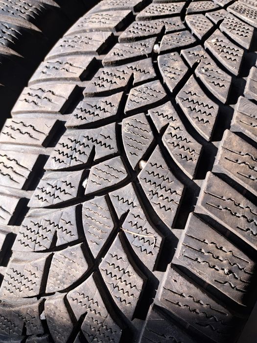 2 anvelope iarnă 245 55 r17 Goodyear
