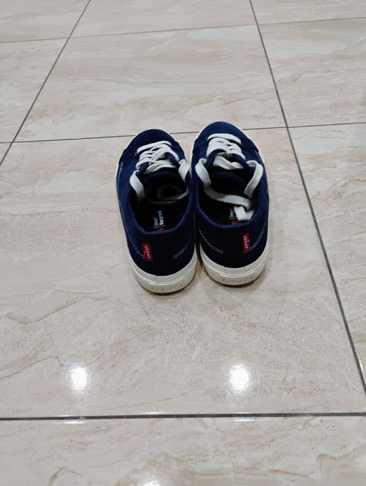 Teniși Levi's Nr 40