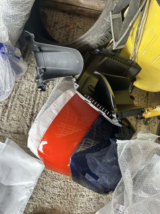 Carene scuter electric