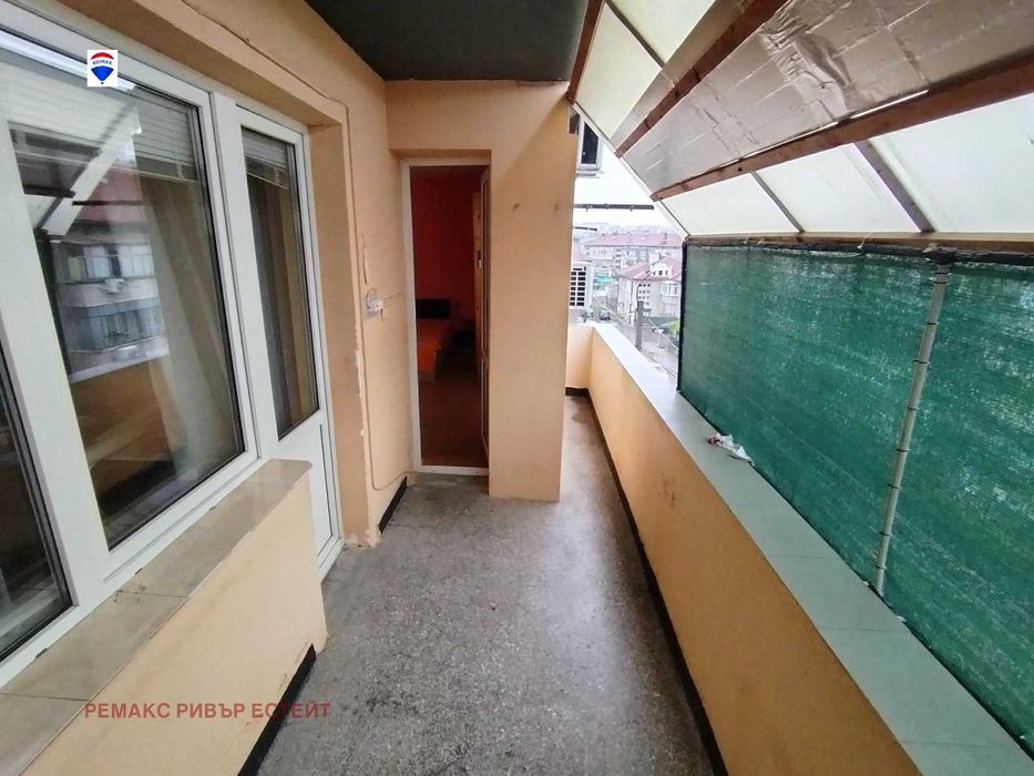 Продава се Тристаен апартамент в Русе, Дружба 1 - 100 кв.м за 1289 €/кв.м - Снимка #6