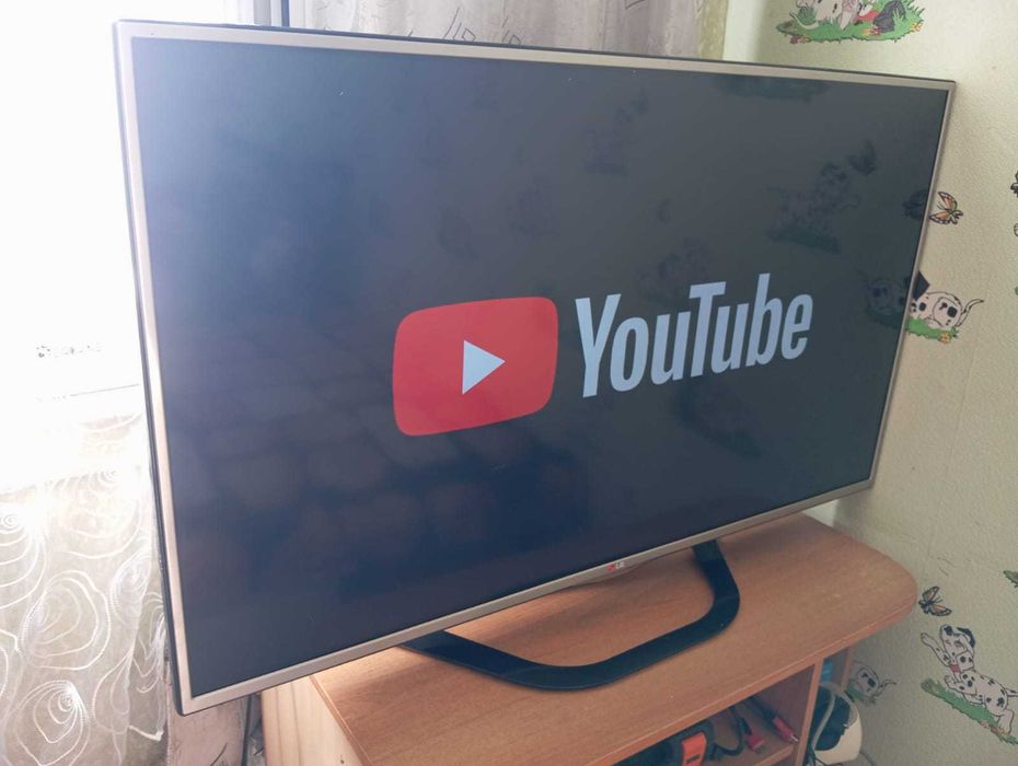 Телевизор LG47дюйм120см(Смарт)