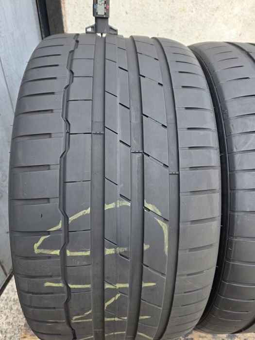 Vând două anvelope de vara hankook  275 30 21  dot 3123