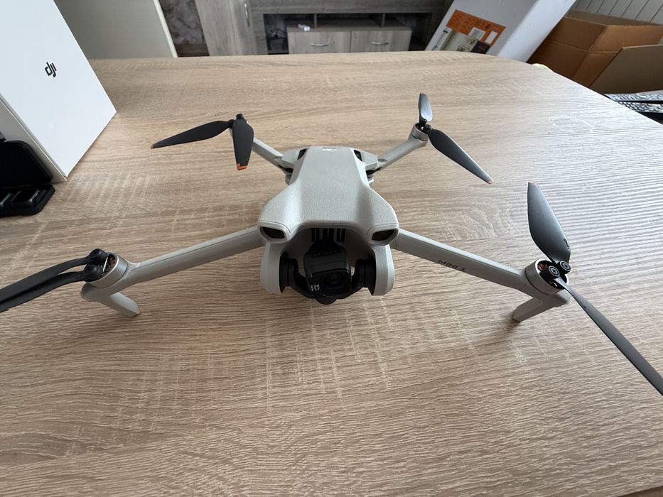Dji Mini 3 Camera Drone Bundle