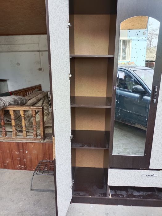 Шифонер комнатный