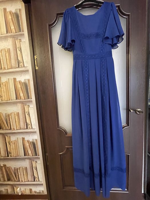 Платье нарядное/комбинезон