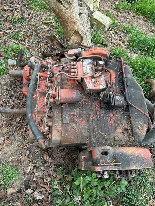 Vând motor BELARUS de 80 cai, funcțional