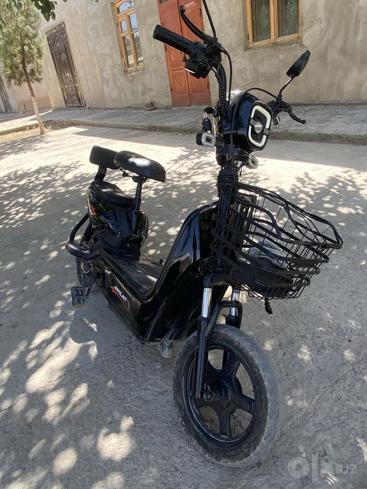 Skuter zudlik bilan sotiladi Xivada