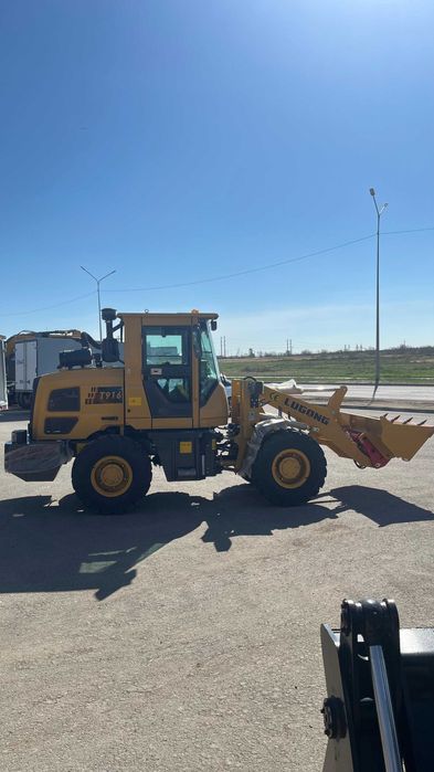 Фронтальный погрузчик LUGONG T916