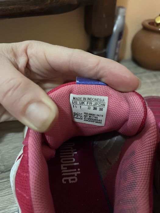 Маратонки adidas 33 намер