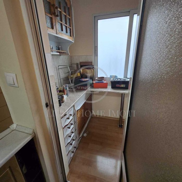 Продава се Тристаен апартамент в Пловдив, Кючук Париж - 92 кв.м за 1054 €/кв.м - Снимка #17