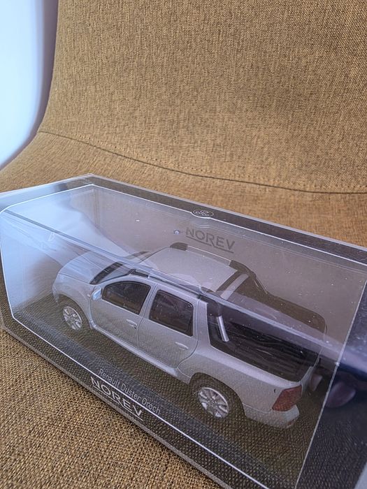 Renault Duster Oroch 2016 1/43