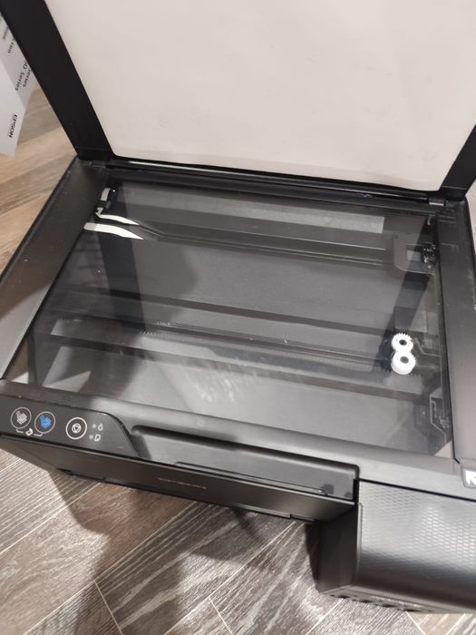 Продам принтер цветной Epson3100