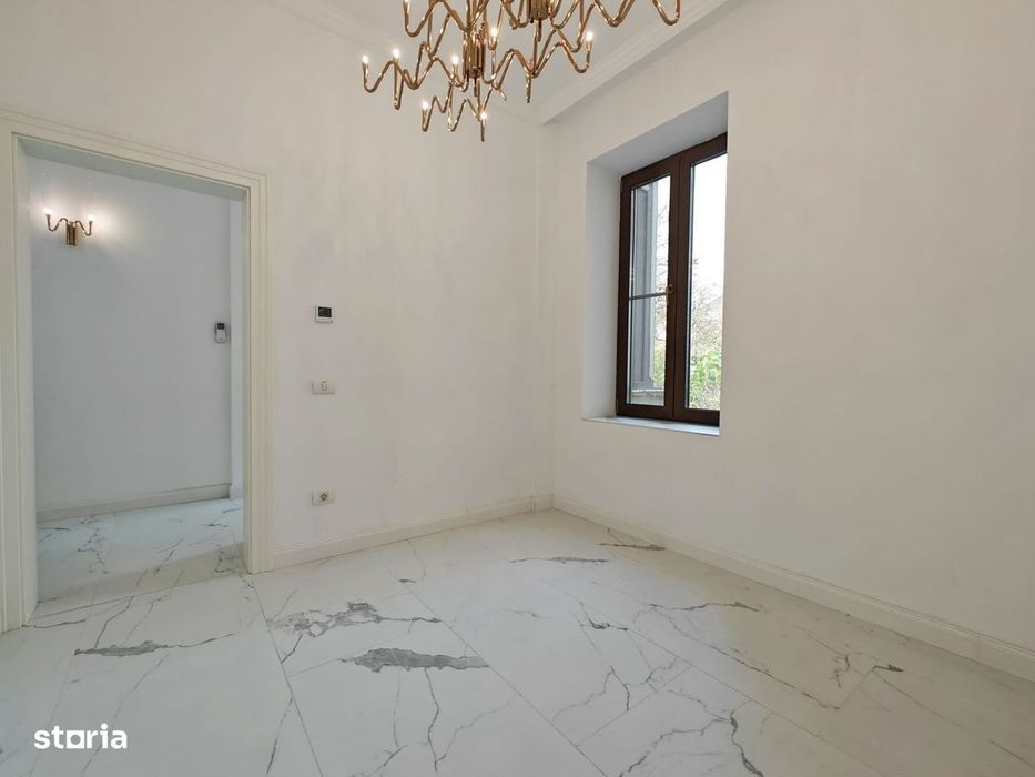 Proprietar vand Apartament 3 camere cu balcon în Iosefin
