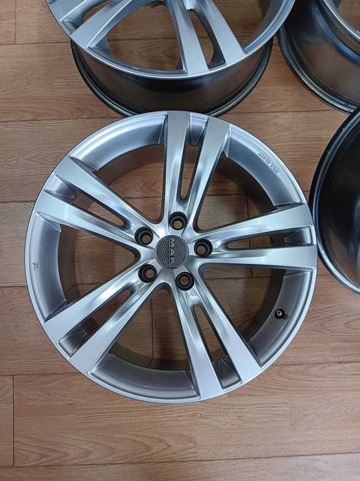 Jante 18 VW Passat Arteon Skoda Superb Enyaq Audi A4 B9 A6 C7 C8 S5