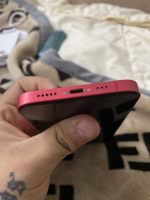 Iphone 12.
