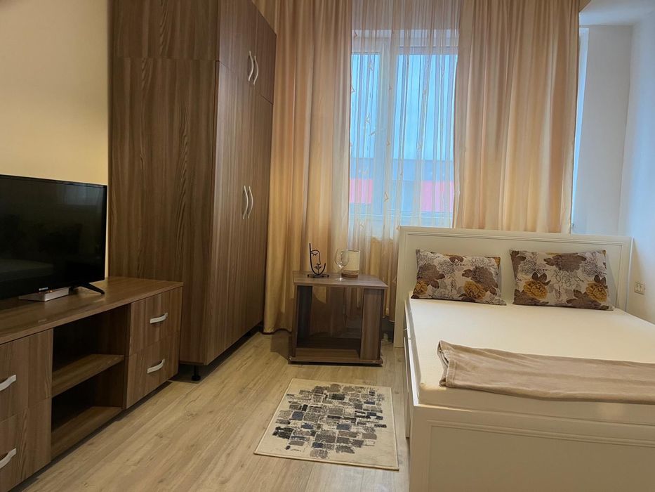 Ofer spre închiriere în regim hotelier