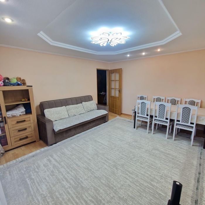 Продам 3 комнатную квартиру
