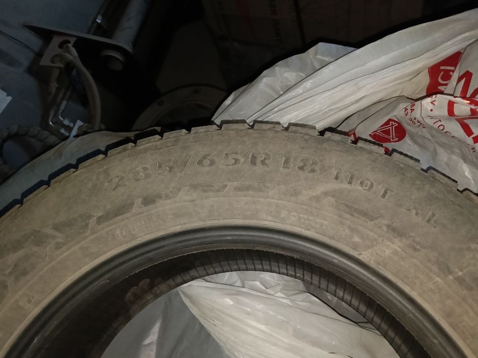 Резина б/у 265/65 R18 шипы