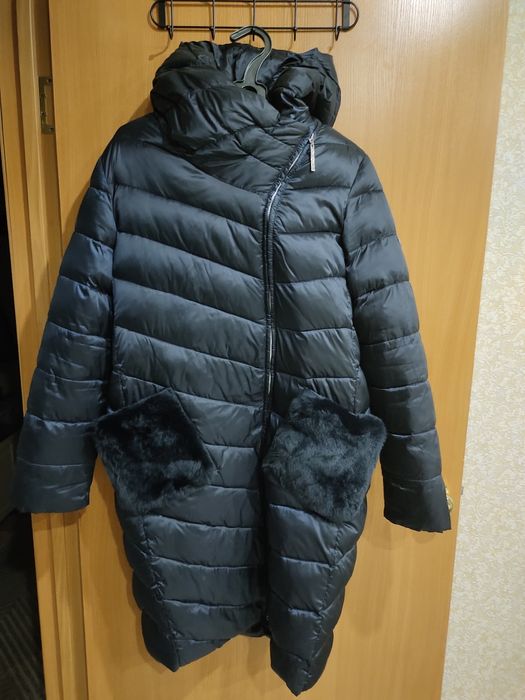 Продам зимний пуховик