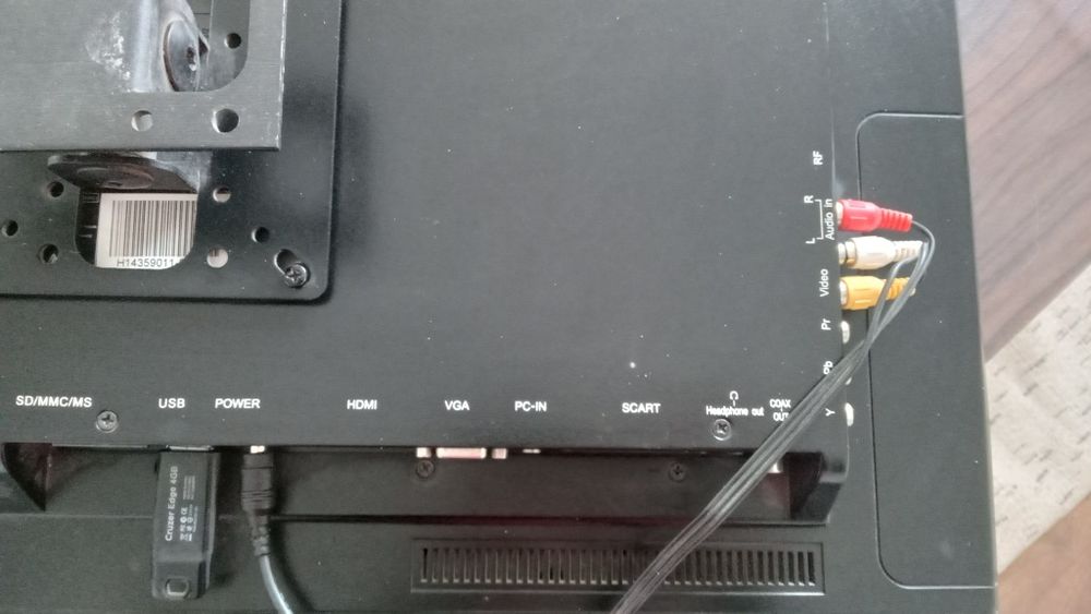 Телевизор 24 инча